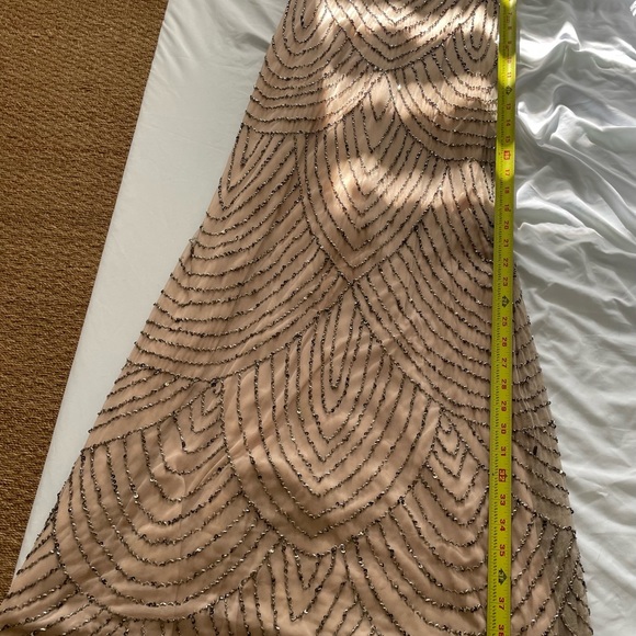 Adrianna Papell beaded gown - Picture 4 of 5